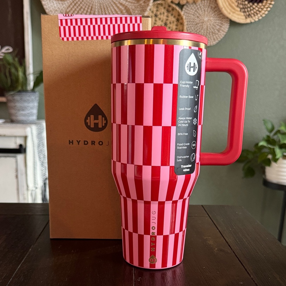 Hydrojug 40oz Traveler in Be Mine! New! Limited Edition!